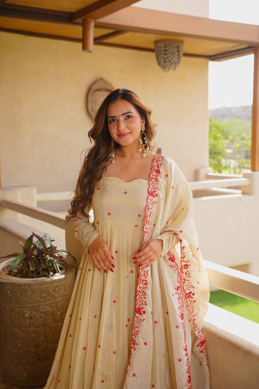 Embroidered Anarkali Suit Set with Dupatta