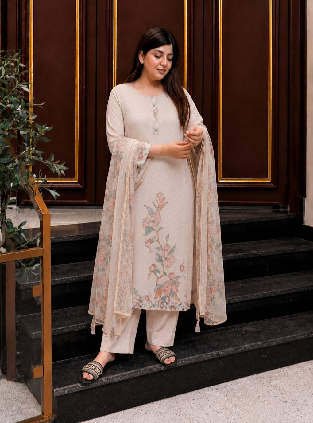 Lilan Floral Printed Straight Kurta Set