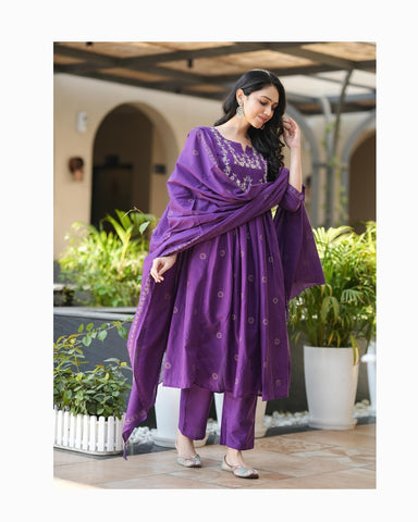 Women's Royal Purple Embroidered Kurta Set