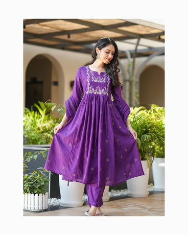 Women's Royal Purple Embroidered Kurta Set