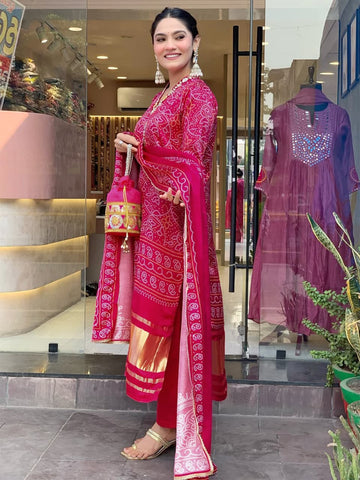 Women's Rani Pink Bandhani Print Kurta Set