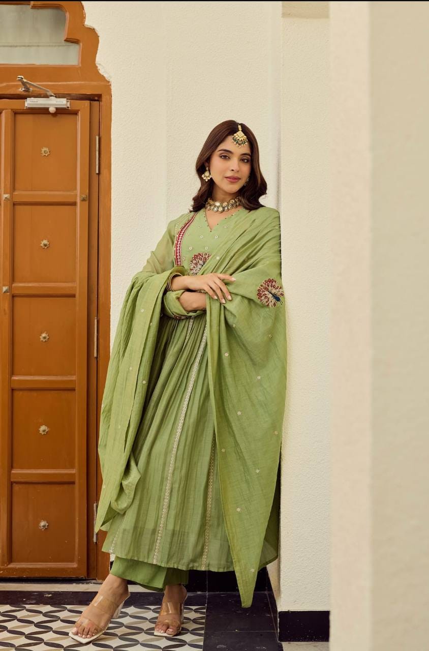 Women's Embroidered Anarkali Kurta Set