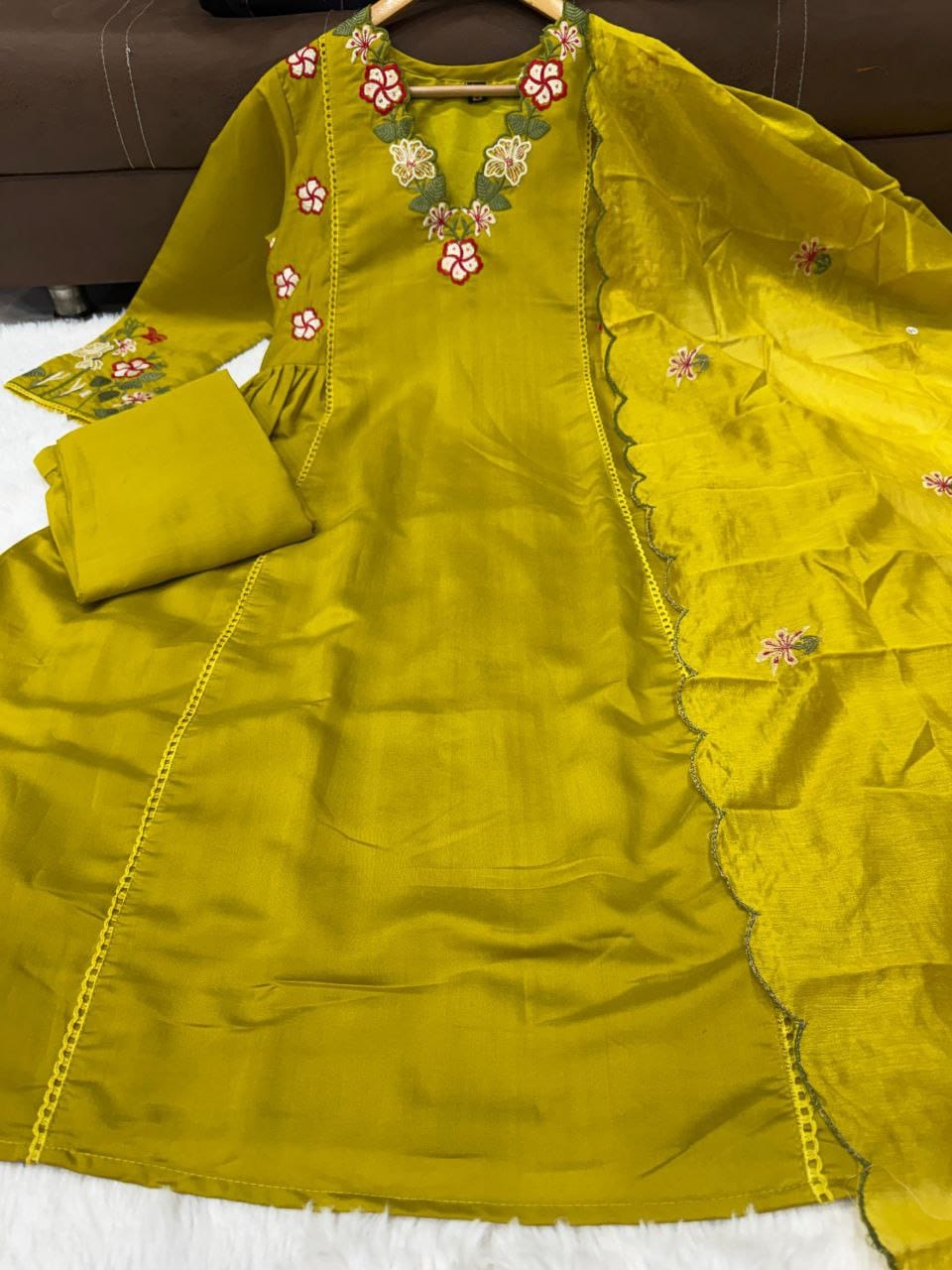 Women's Premium Embroidered Kurta Set