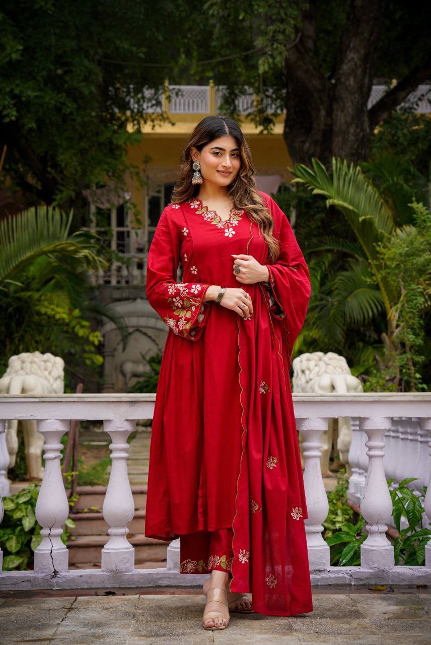 Women's Premium Embroidered Kurta Set