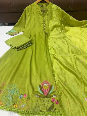 Women's Embroidered Anarkali Kurta Set