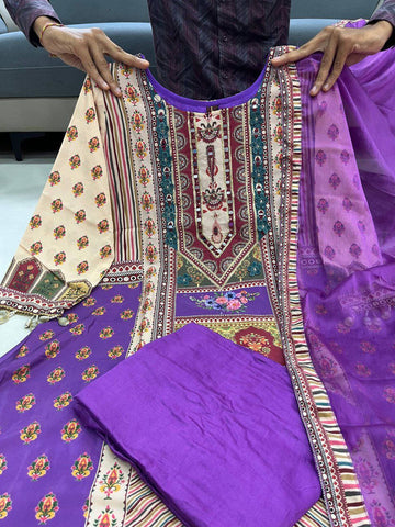 Real Kodi Embroidered Kurta Set with Palazzo