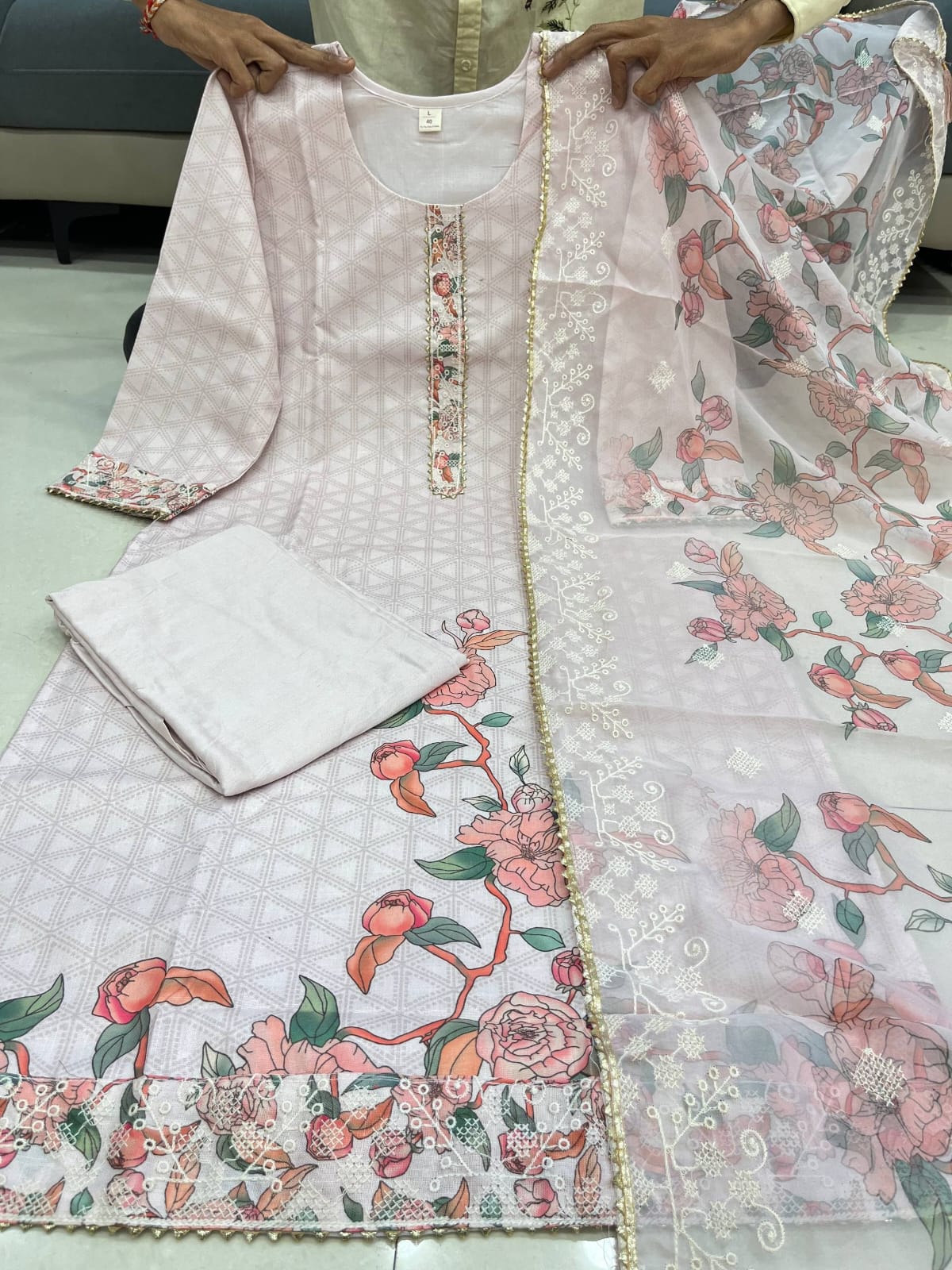 Lilan Floral Printed Straight Kurta Set