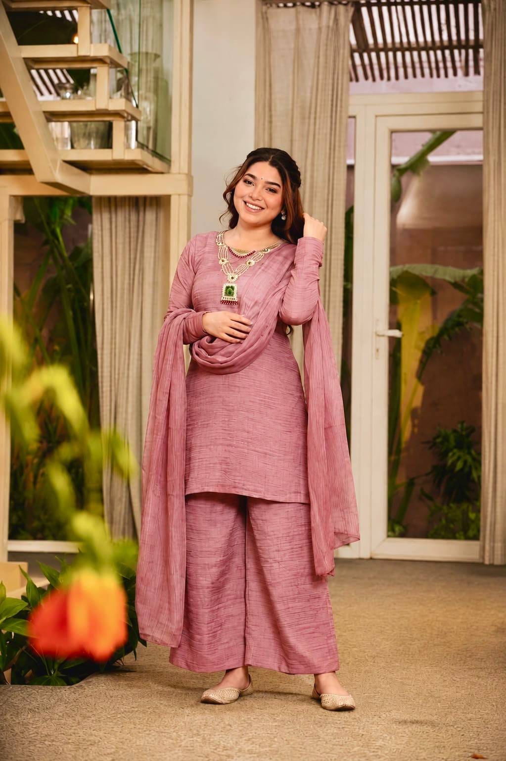 Women’s Pink Textured Kurta Palazzo Set