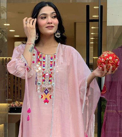 Embroidered Kaftan Kurta Set